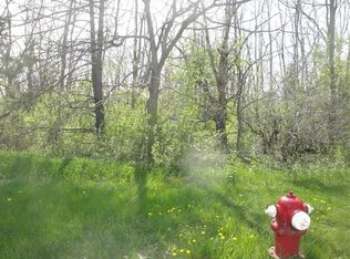 32 Heights Rd, Lake Orion, MI 48362