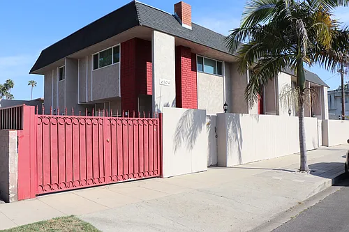6104 Costello Ave #2 Photo 1