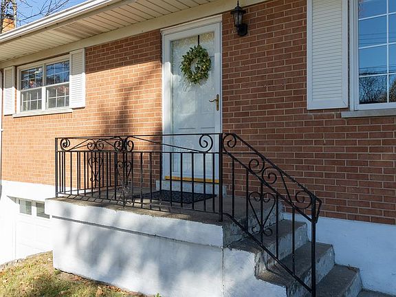 3rd image of 88 Carran Dr