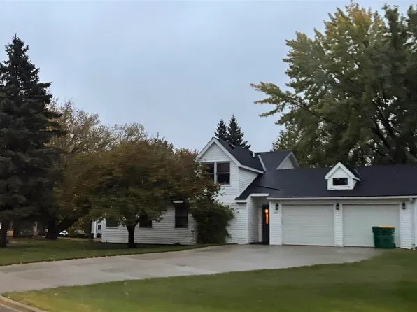 105 E North St, Janesville, MN 56048