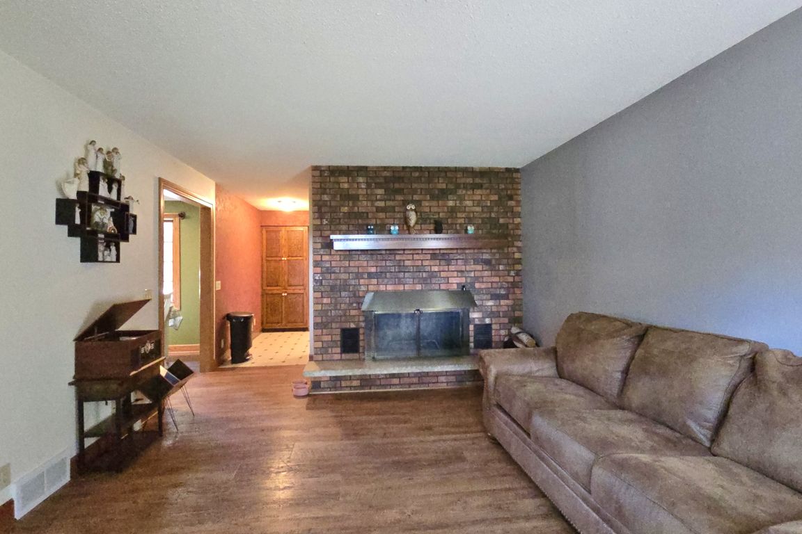 next background image