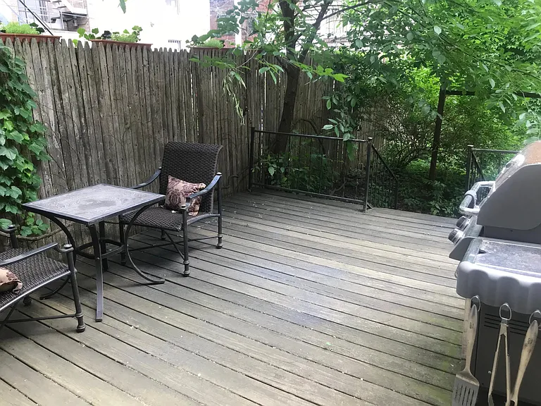 391 State St #1 — Photo 9