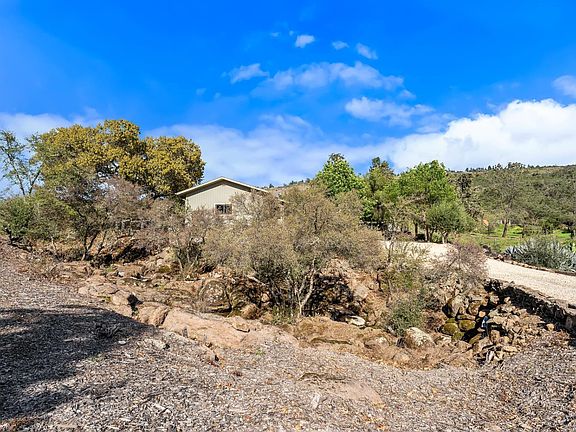 5th image of 807 Deer Park Road