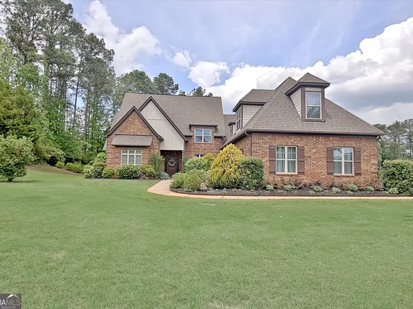 100 Woodcanoe Ct, Peachtree City, GA 30269