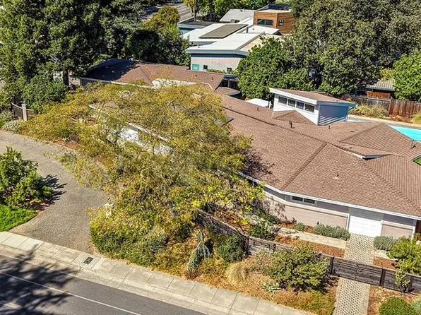 375 W 8th St, Davis, CA 95616