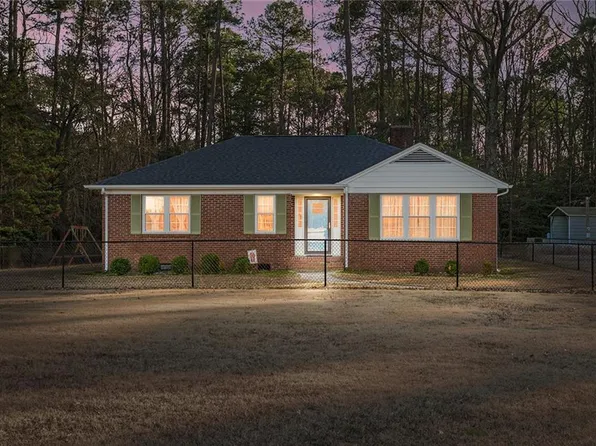 21092 Southampton Pkwy, Capron, VA 23837