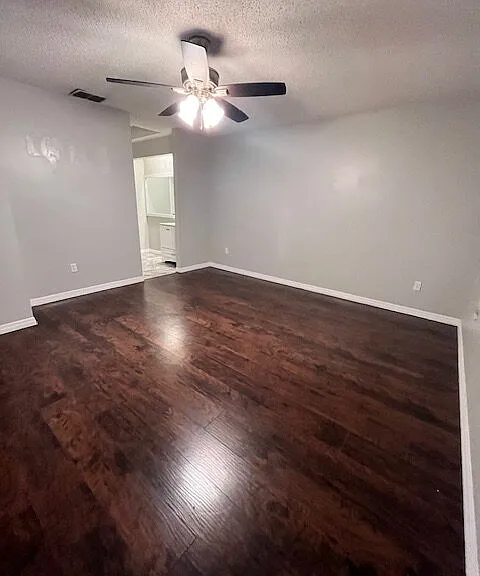724 Fortuna Dr — Photo 30