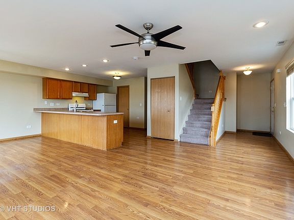 3rd image of 25272 Shannon Dr