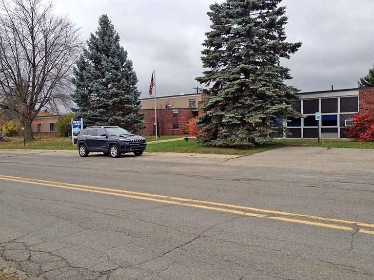 2nd image of 11120 Musbach Rd