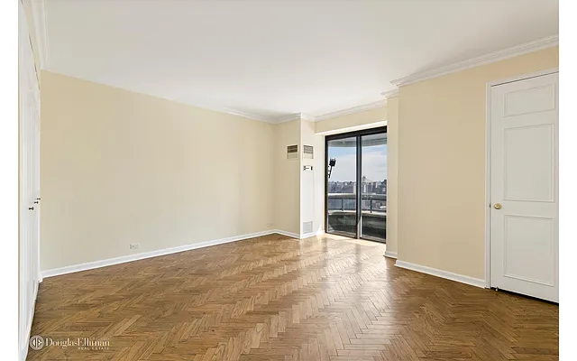 Sold by Douglas Elliman | media 19