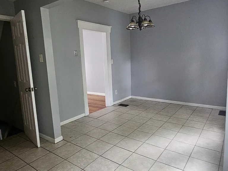 5112 Rolston Ave — Photo 4