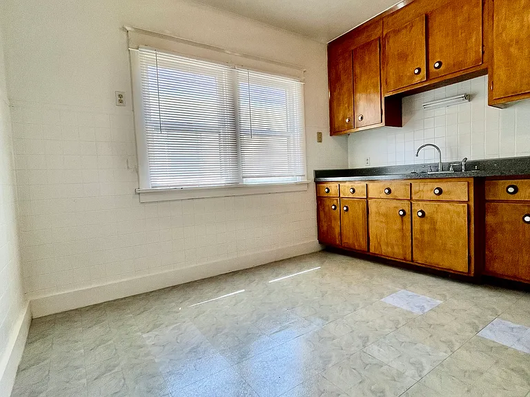 297 Sterling Ave #2 — Photo 9