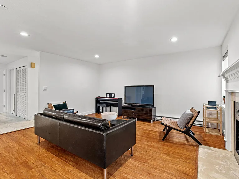 10132 NE 115th Ln — Photo 4