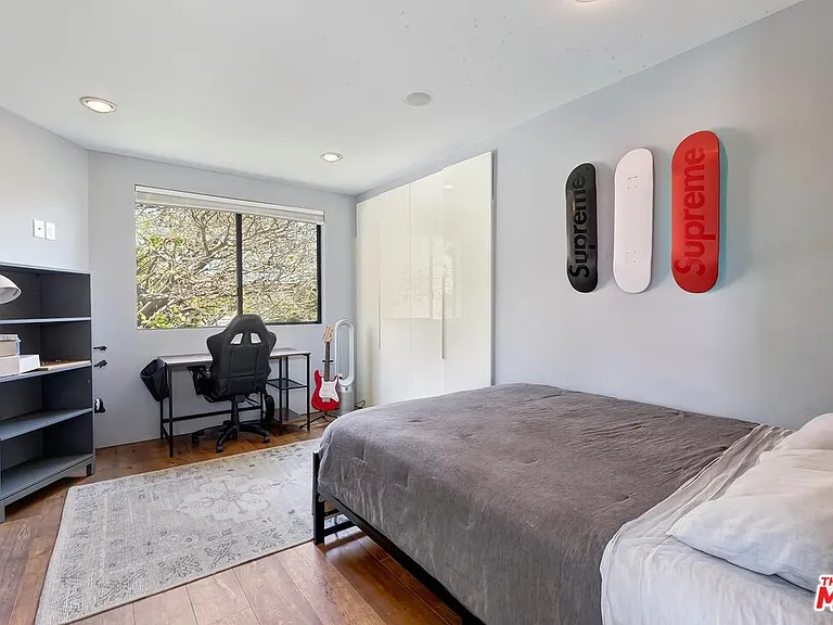 3256 Cabrillo Blvd — Photo 18