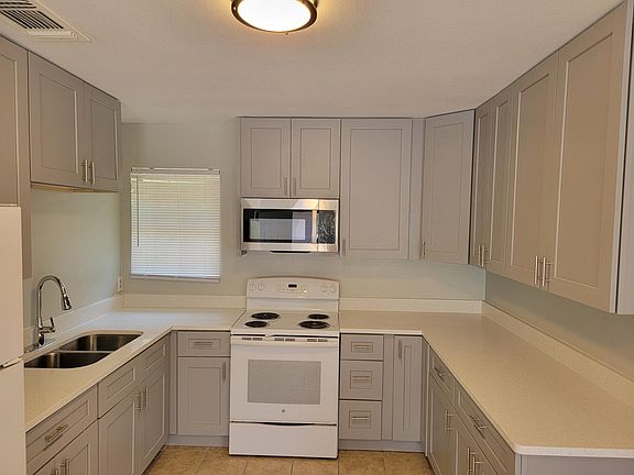 5th image of 1643 Amanda St APT 501