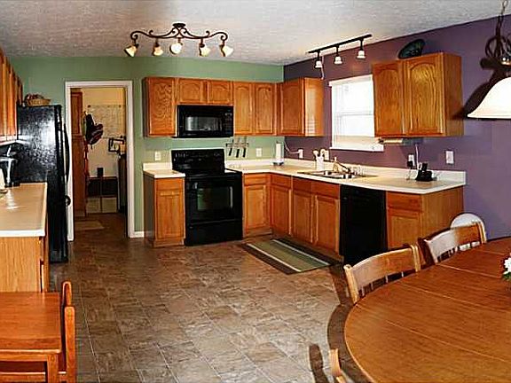 4th image of 5065 Gunston Ln