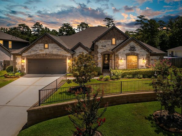 1406 Graystone Hills Dr