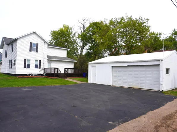 1605 E Main St, Merrill, WI 54452