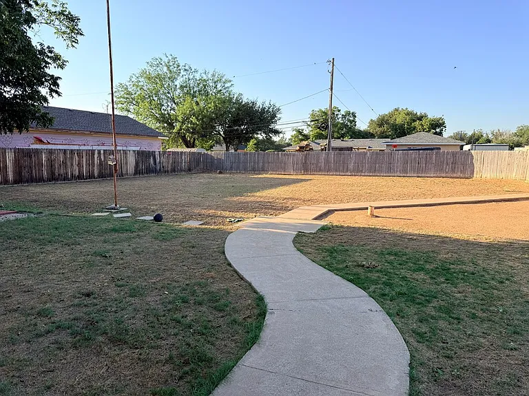 1215 Neely Ave — Photo 36
