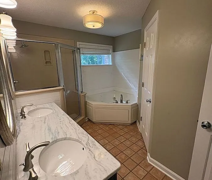 5575 Mary Ln — Photo 8