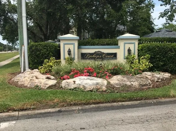 13703 Richmond Park Dr N, Jacksonville, FL