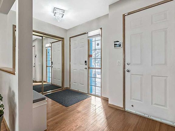 4th image of 38 S Martinwood Rd NE