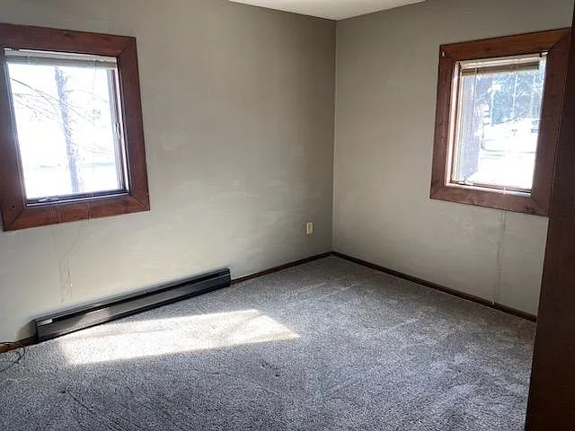 2 bed, 650 sqft, $950 — Photo 2
