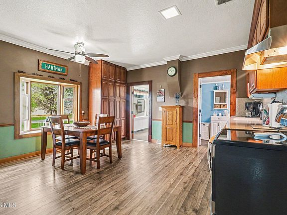 5th image of 20645 Carter Rd