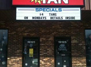 19121 Wolf Rd, Mokena, IL 60448