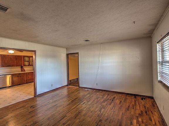 4th image of 315 S Gray Ct
