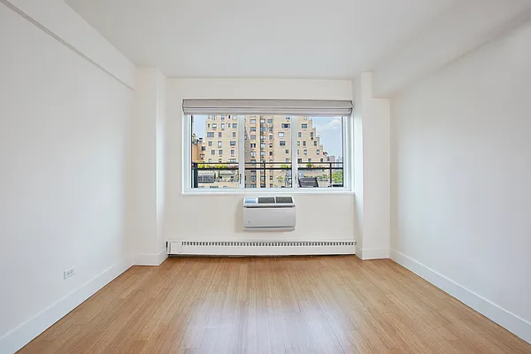 Rented by Compass | media 17