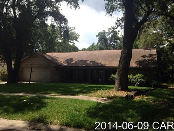 2nd image of 708 Hidden Lake Dr
