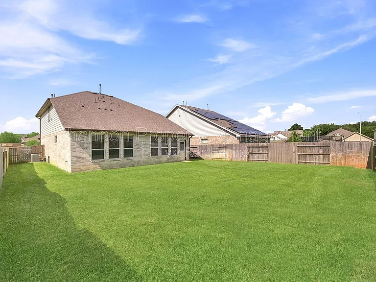32311 Melbrooke Dr — Photo 29