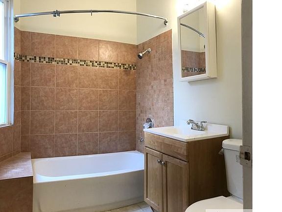2nd image of 7116 S Vernon Ave #2