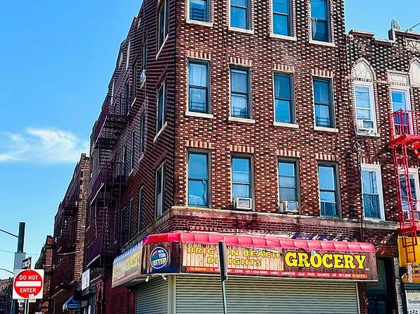 105 Brighton 11 St, Brooklyn, NY 11235