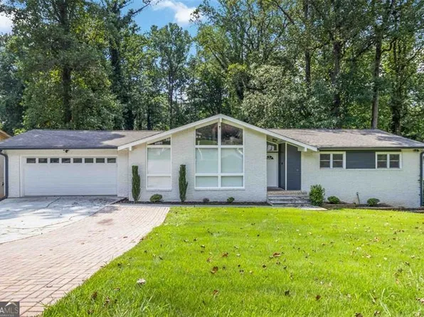 453 James St, Lilburn, GA 30047