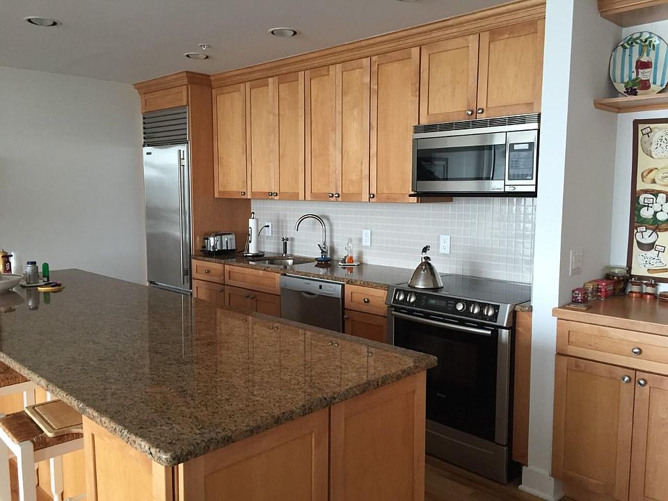 2nd image of 260 Dune Rd #95
