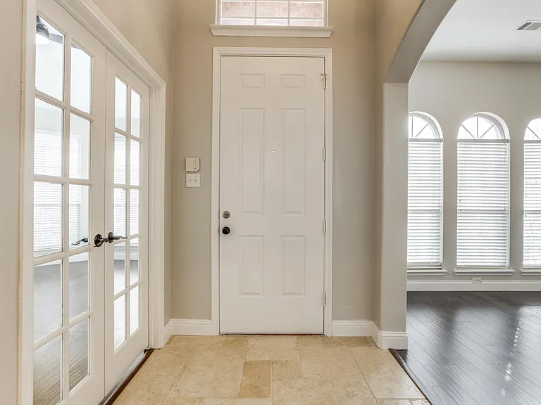 6415 Day Spring Dr — Photo 4