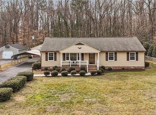 9751 Fordwych Dr, North Chesterfield, VA 23236
