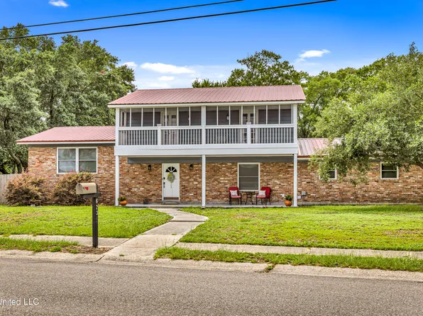 623 Sarazen Dr, Gulfport, MS 39507