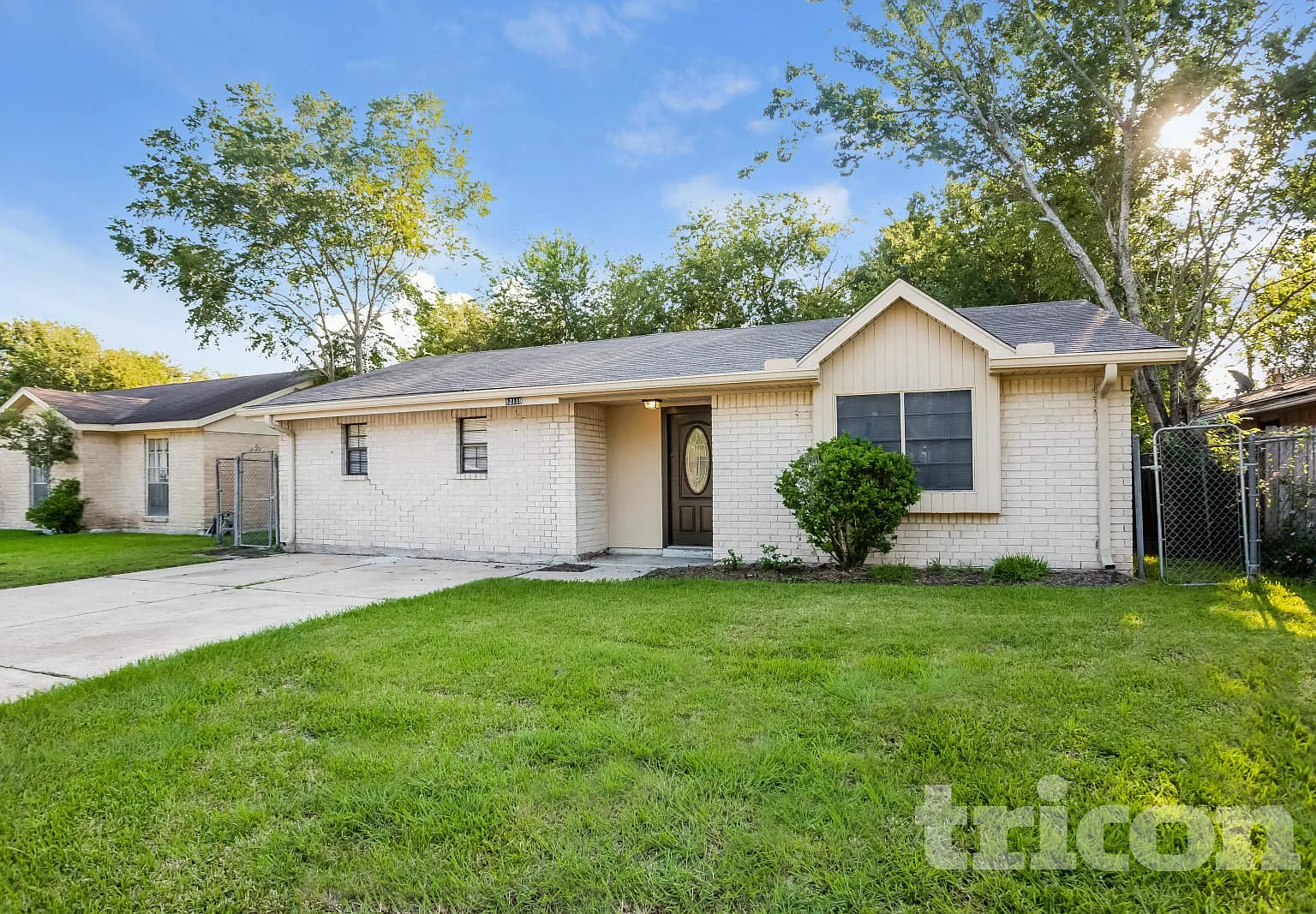 12119 Fawnway Drive Houston TX — Photo 1
