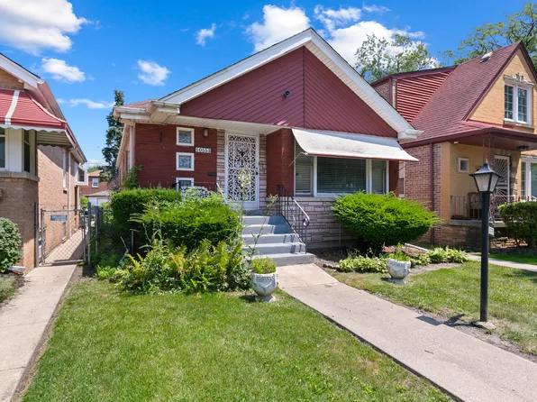 10553 S Calumet Ave, Chicago, IL 60628