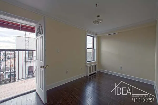 Sold by Ideal Properties Group | media 9