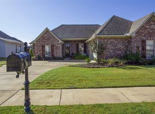 911 Abundance Xing, Flowood, MS 39232