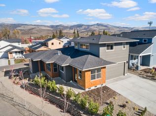 421A Creekside Way, Talent, OR 97540