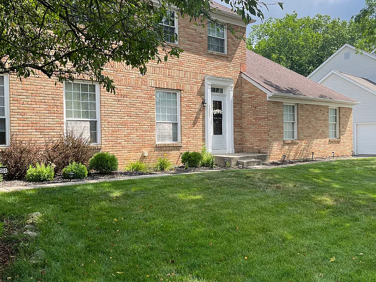 1204 Worthington Heights Blvd — Photo 2
