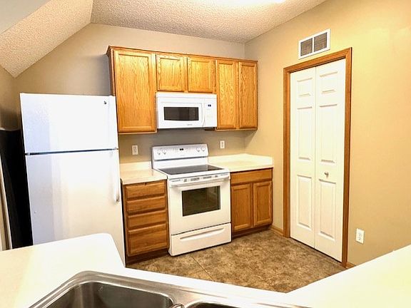 5th image of 5025 Oriole Dr