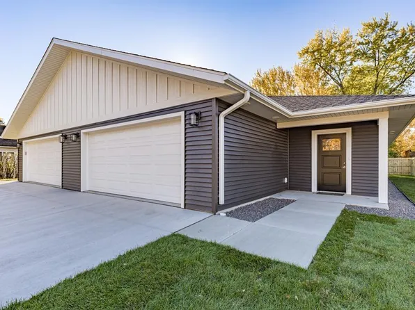 333 20th St #A, Cloquet, MN 55720