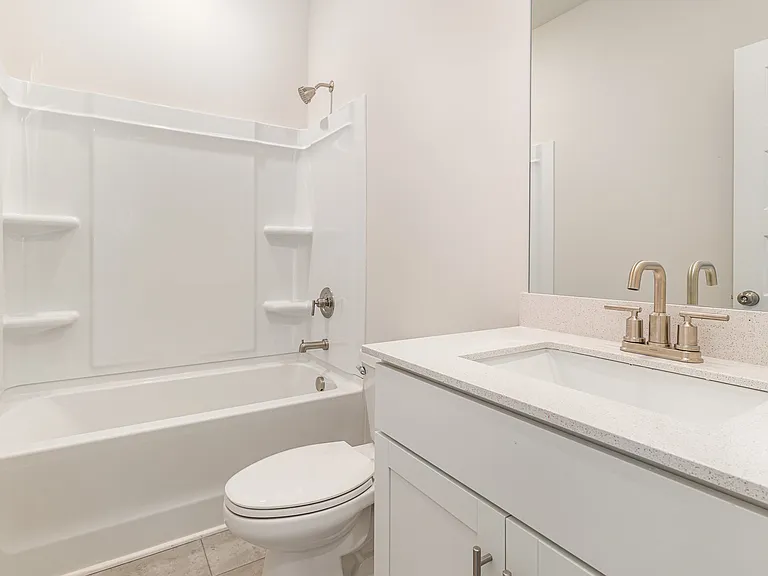 855 Bur Oak Ct — Photo 9