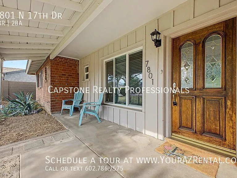 7801 N 17th Dr — Photo 2